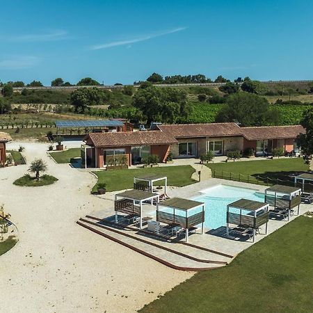 サッサリ La Vinia Bed&Wine Experience - Adults Onlyヴィラ エクステリア 写真