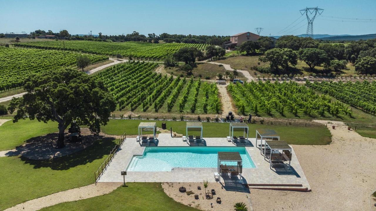 サッサリ La Vinia Bed&Wine Experience - Adults Onlyヴィラ エクステリア 写真